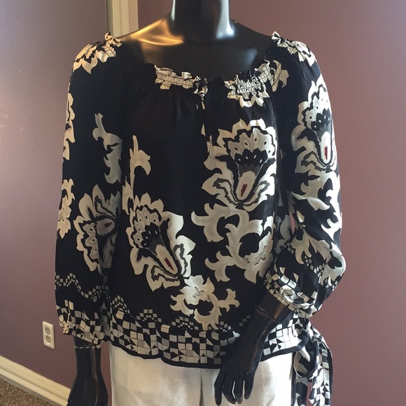 White House Black Market Tops - White House Black Market 100% Silk Pheasant Blouse